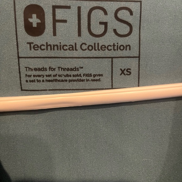 Figs Scrub Set - Picture 7 of 7